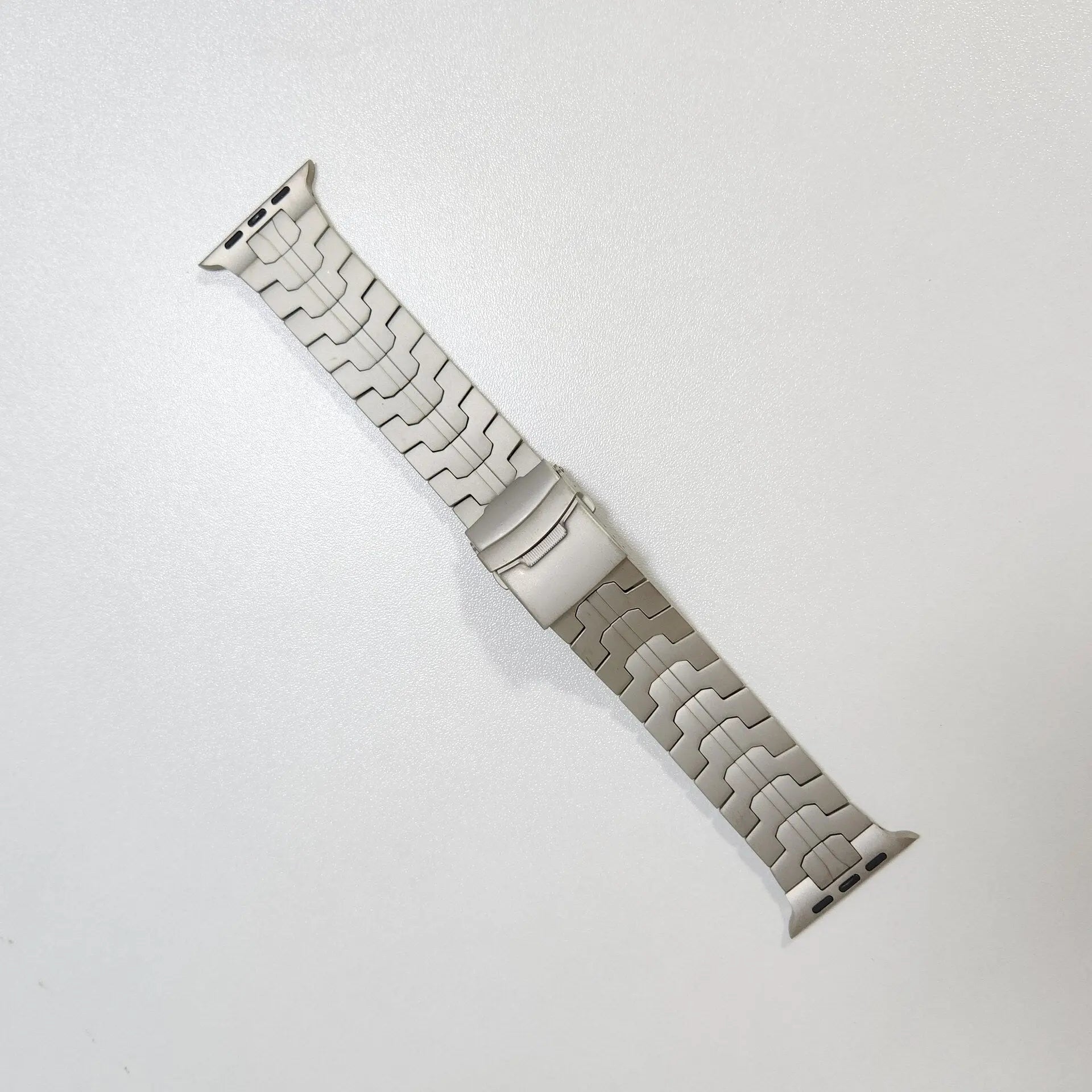Luxury Titanium Strap for Apple Watch Band Ultra 49mm 45mm 44mm 41mm 38mm Men's Style Bracelet Correa for IWatch SE 8 7 6 5 4 3 Pinnacle Luxuries